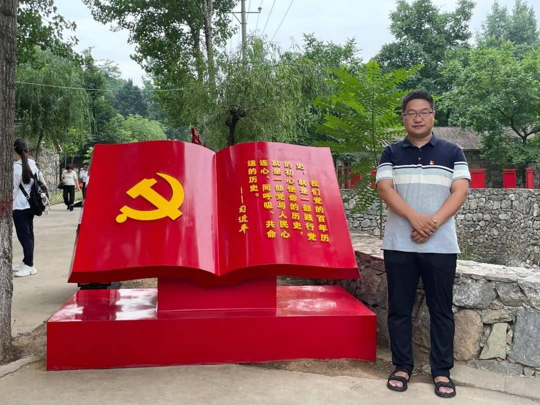 十岁孩子偷家里30003元钱和同学一起花了怎么办？游戏画面
